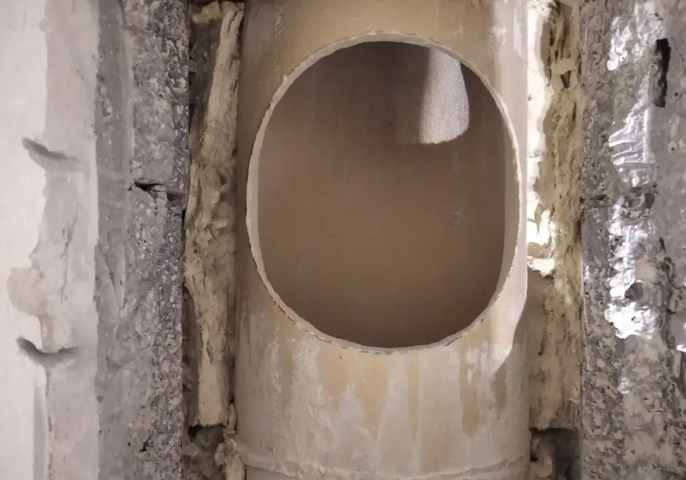 Jak wyciąć otwór w kominie ceramicznym bez ryzyka uszkodzeń